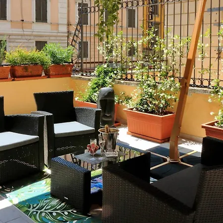 Alojamento de Acomodação e Pequeno-almoço Termini Terrace 4*
